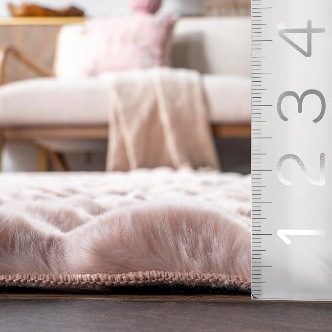 nuLOOM 5' x 8' Cozy Plush Area Rug, Machine Washable, Soft Fluffy Shag Carpet - Image 2