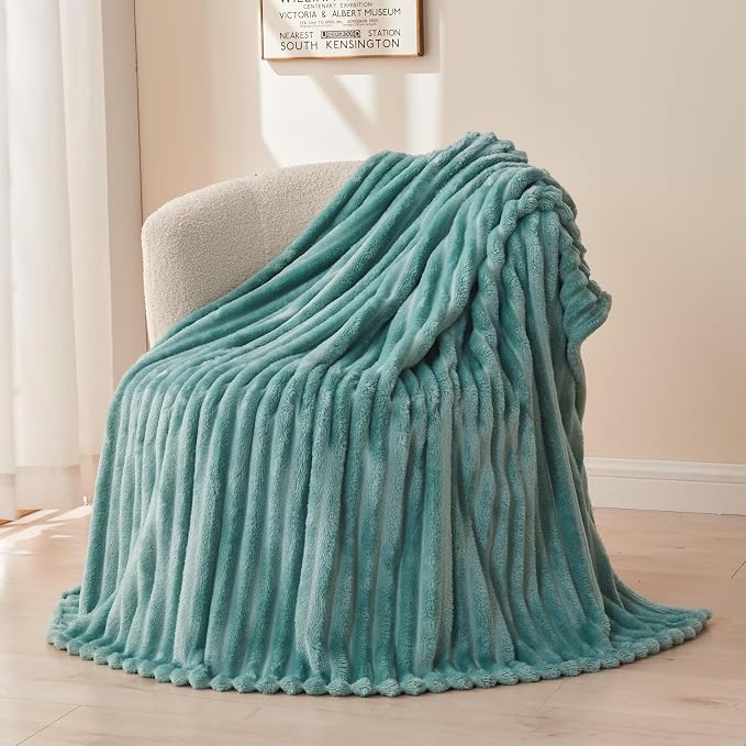 NEWCOSPLAY Super Soft Queen Blanket Mint Green Premium Silky Flannel Fleece 3D - Image 9