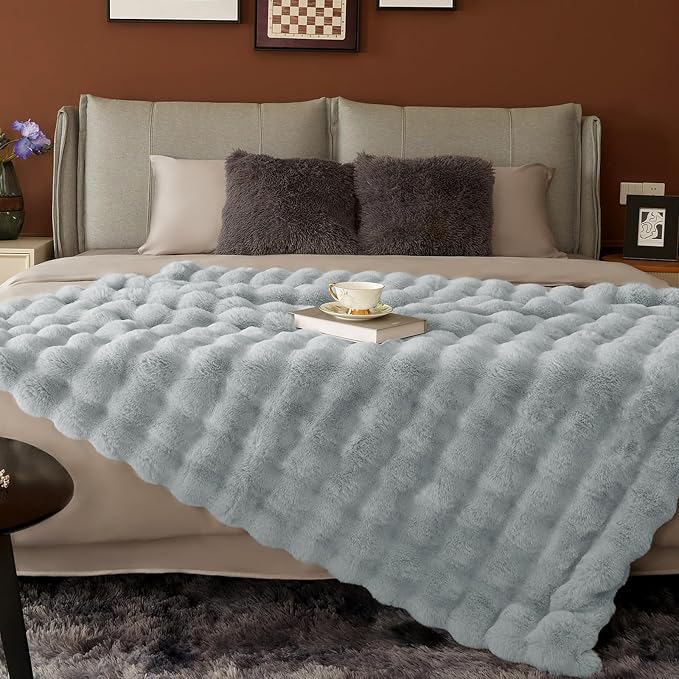 Touchat Luxury 1000GSM Faux Rabbit Fur Throw Blanket, Super Heavy Warm Cozy - Image 7