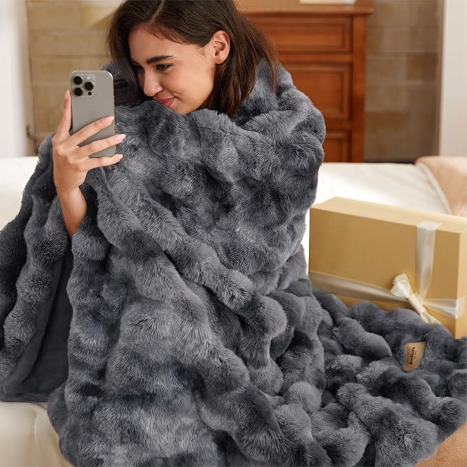 Bedsure GentleSoft Fluffy Fuzzy Twin Blanket, Soft Cozy Fleece Faux Fur Blanket - Image 7