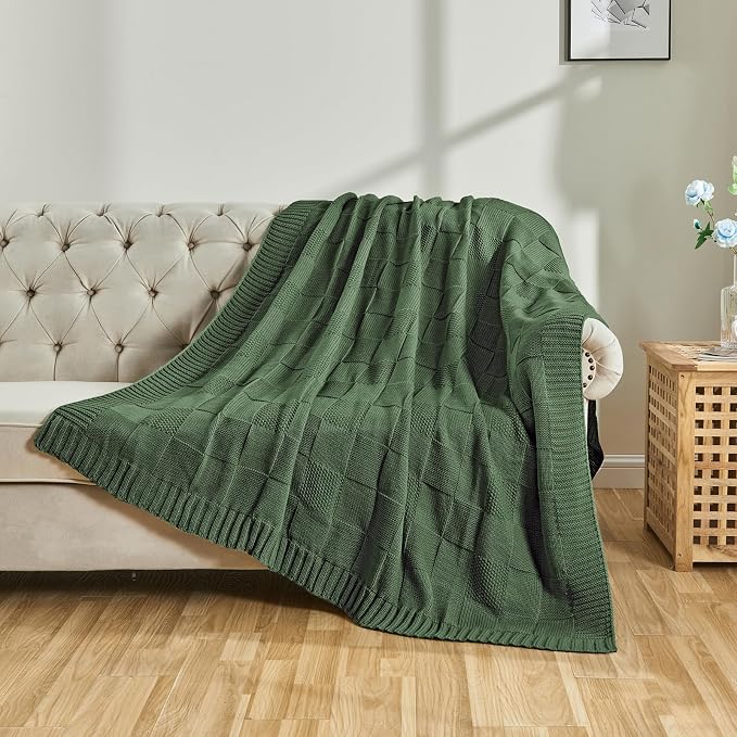 CozeCube Check Knit Throw Blanket, Christmas Green Checkered Bedroom Blanket - Image 3
