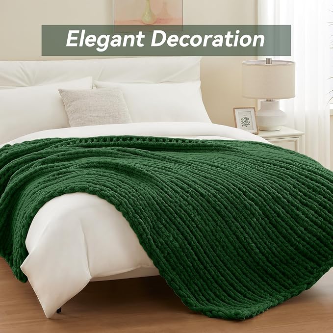 Negwoo Chunky Knit Throw Blanket, Handmade Grass Green Crochet Big Thick Blanket - Image 2