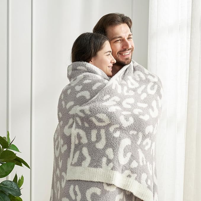Snuggle Sac Leopard Queen Size Grey Microfiber Fluffy Warm Cozy Fuzzy Soft - Image 2