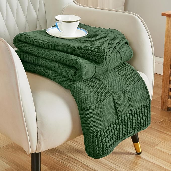 CozeCube Check Knit Throw Blanket, Christmas Green Checkered Bedroom Blanket by CozeCube