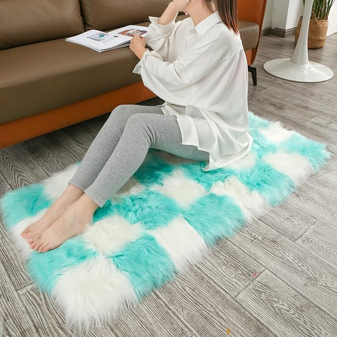 Fluffy Faux Fur Blue and White Checkered Rug，Small Area Rug, 2x4 Ft Ultra Soft - Image 6