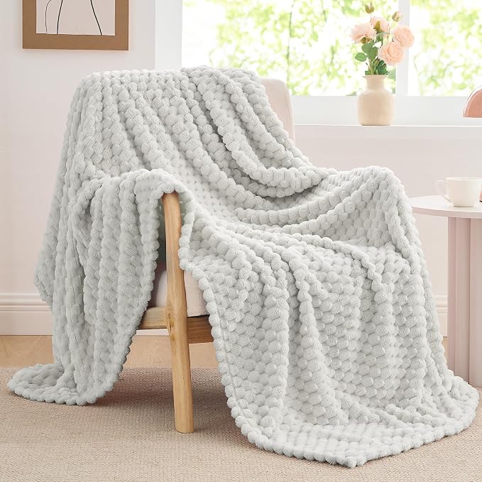 BEDELITE Fleece Blanket - Image 4