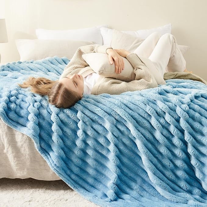 NEWCOSPLAY Super Soft Queen Blanket Blue Premium Silky Flannel Fleece 3D Ribbed - Image 3
