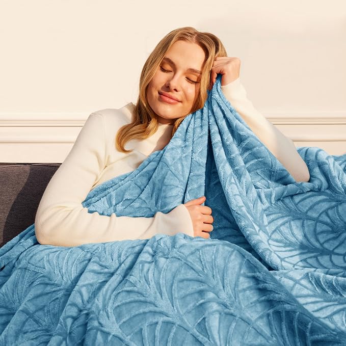 Whale Flotilla Flannel Fleece Twin Size Blanket - Image 3
