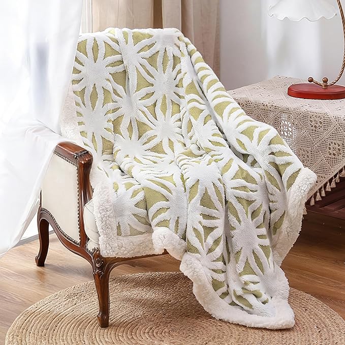 LOMAO Sherpa Fleece Blanket for Mom Cozy Soft Throw Blanket for Women Men by LOMAO