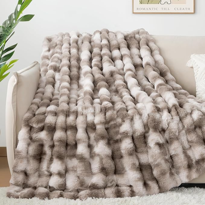 Touchat Luxury 1000GSM Faux Rabbit Fur Throw Blanket, Super Heavy Warm Cozy - Image 5