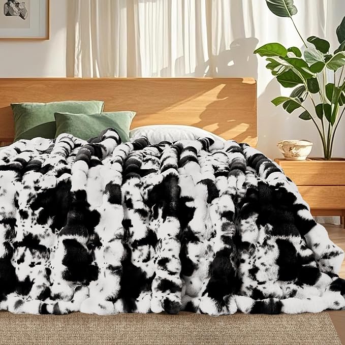 Touchat Cow Print Blanket for Couch, Faux Fur Throw Blanket, Super Heavy Warm - Image 4