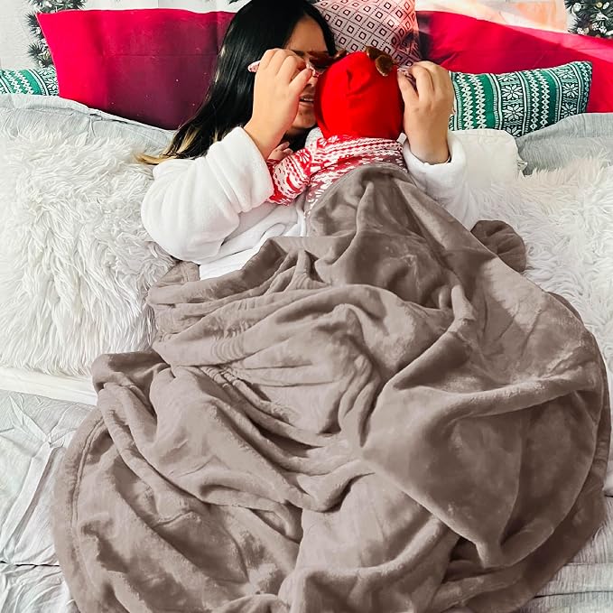 Bedsure GentleSoft Fleece Throw Blanket - Image 6