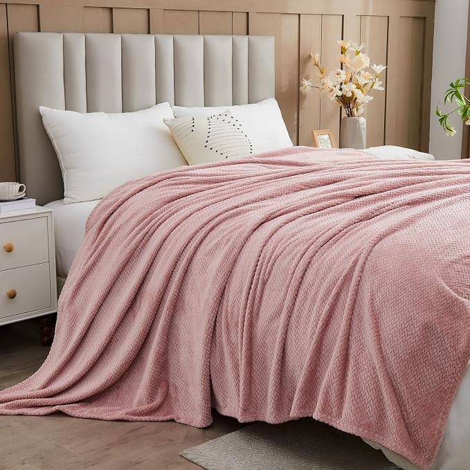 NEWCOSPLAY Super Soft Twin Blanket Dusty Pink Premium Silky Flannel Fleece - Image 8