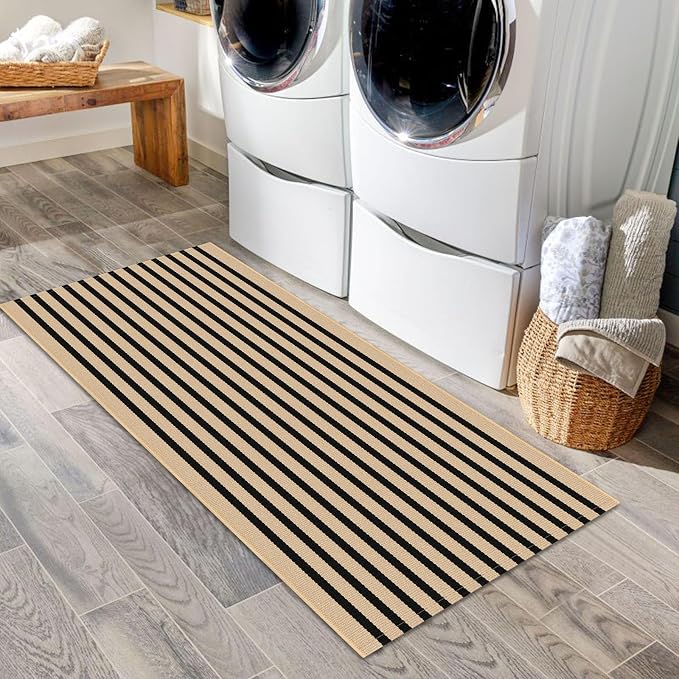 IOHOUZE Striped Area Rug 2'x4.3' Front Door Rugs Small Washable Area Rug - Image 4