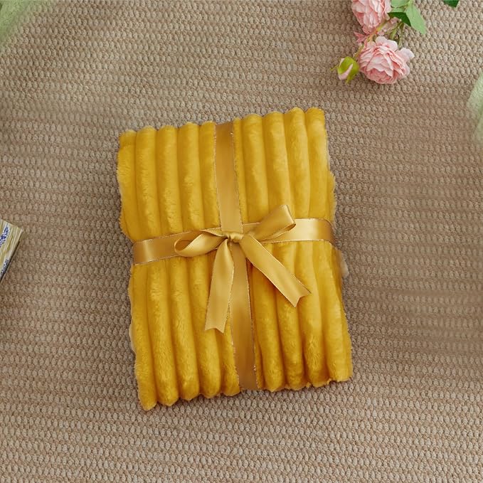 BEDELITE Twin Blanket for Couch & Bed, 300GSM Soft & Warm Fleece Blanket - Image 7