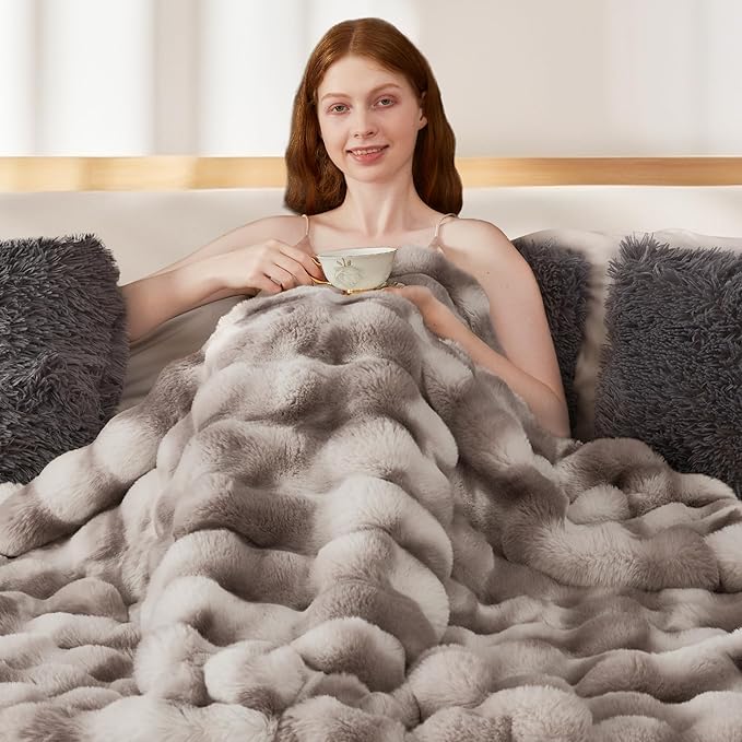 Touchat Luxury 1000GSM Rabbit Faux Fur Blanket, Super Heavy Warm Cozy Brown - Image 6