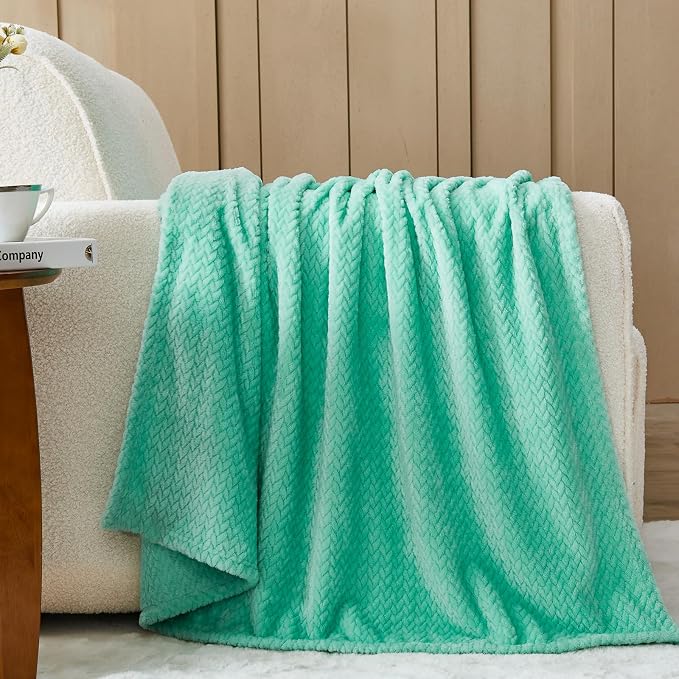 NEWCOSPLAY Super Soft Queen Blanket Aqua Premium Silky Flannel Fleece Leaves - Image 8
