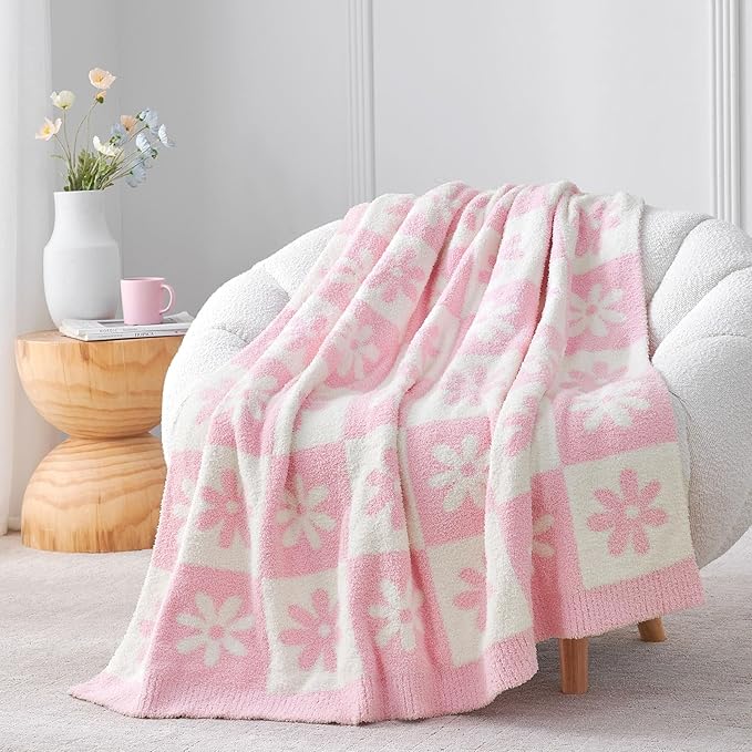 Snuggle Sac Checkered Blanket, 60x80 inches - Image 2