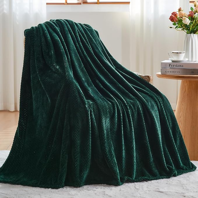 NEWCOSPLAY Super Soft King Blanket Forest Green Premium Silky Flannel Fleece - Image 4