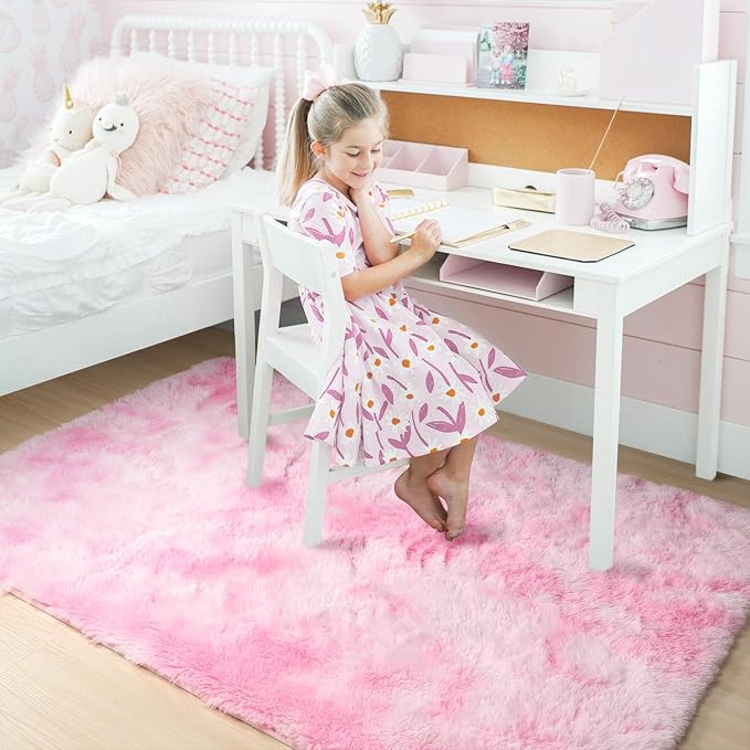 Amdrebio Tie-Dyed Pink and White Rug 5x8 - Image 3