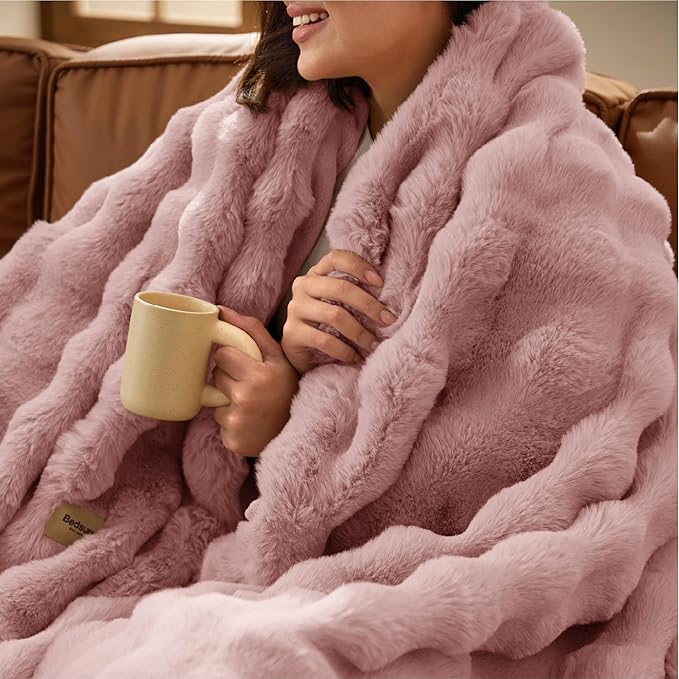 Bedsure GentleSoft Fluffy Fuzzy Twin Blanket, Soft Cozy Fleece Faux Fur Blanket by BEDSURE
