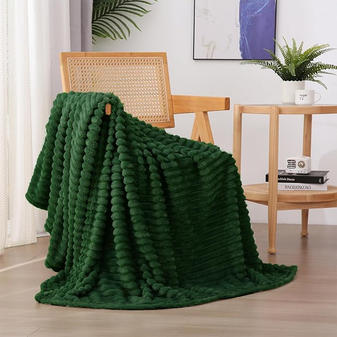 Green Fleece Throw Blanket 108”×90” - Image 4