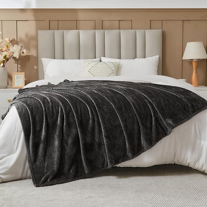 NEWCOSPLAY Super Soft Twin Blanket Dark Grey Premium Silky Flannel Fleece - Image 4