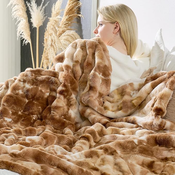 Cozy Bliss Deluxe Striped Rabbit Faux Fur Throw Blanket, Soft Fluffy Warm Plush - Image 3