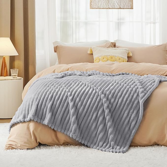 Bedsure GentleSoft Twin XL Blanket - Image 6