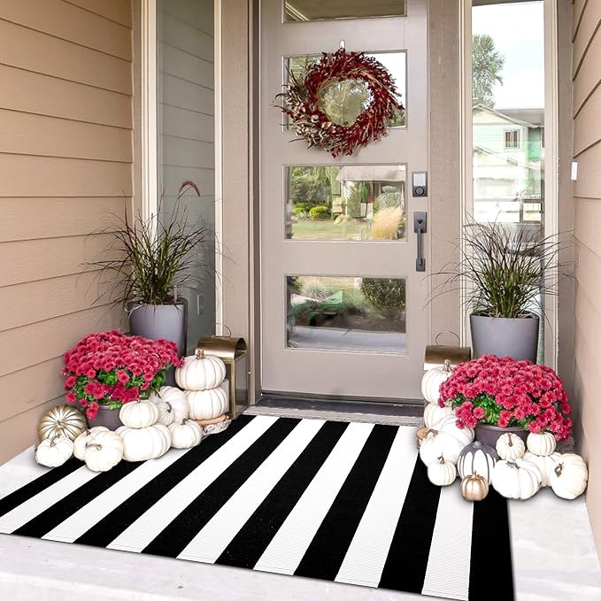 IOHOUZE Black White Striped Rug -3x5 Front Door Mats Outdoor, Washable Rug by iOhouze