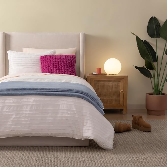 UGG Whitecap Twin Blanket, Soft Cozy Fleece Blanket - Image 4