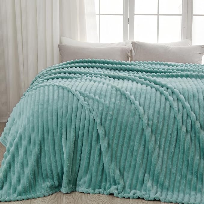 NEWCOSPLAY Super Soft Queen Blanket Mint Green Premium Silky Flannel Fleece 3D by NEWCOSPLAY