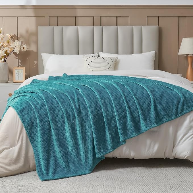 NEWCOSPLAY Super Soft Queen Blanket Dark Blue Premium Silky Flannel Fleece - Image 8