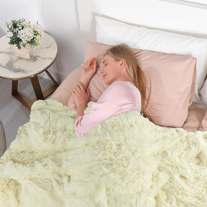 Tuddrom Decorative Extra Soft Faux Fur Blanket Twin Size 70" x 78", Solid - Image 3