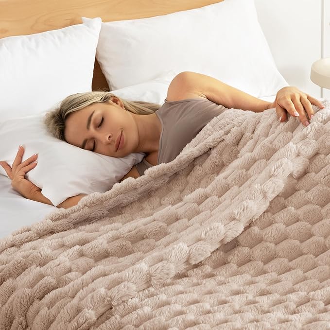 Whale Flotilla Twin Size Blanket - Image 3