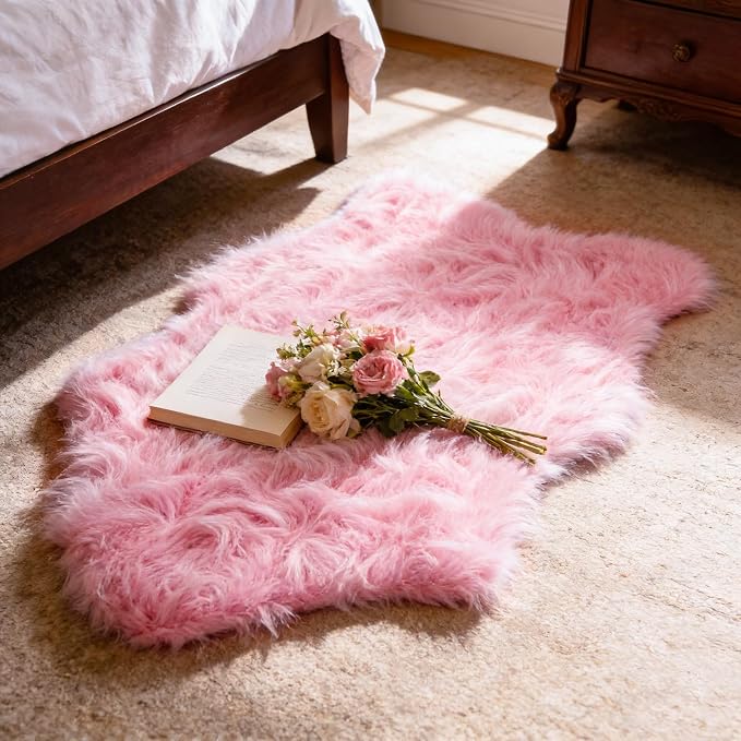 Ultra Soft Faux Fur Rug, Fluffy Shaggy 2 x 3 Ft Sheepskin Fur by TUOTPE