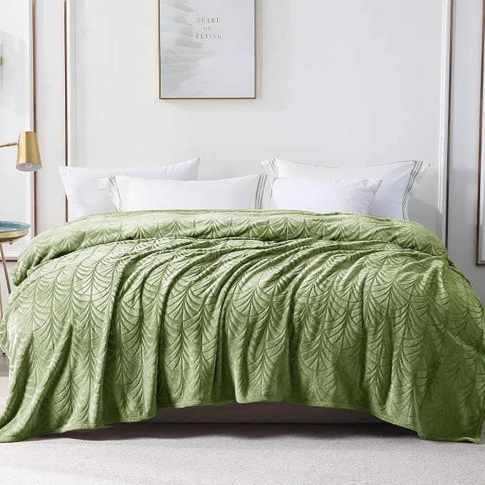 Whale Flotilla Flannel Fleece Queen Size Blanket - Image 8