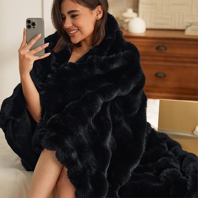 Bedsure GentleSoft Fluffy Fuzzy Twin Blanket, Soft Cozy Fleece Faux Fur Blanket - Image 4
