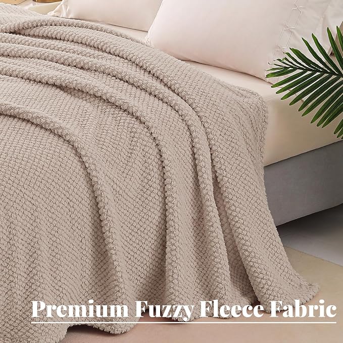 Whale Flotilla Twin Size Fuzzy Fleece Blanket - Image 5