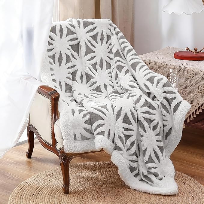 LOMAO Sherpa Fleece Blanket for Mom Cozy Soft Throw Blanket for Women Men - Image 2