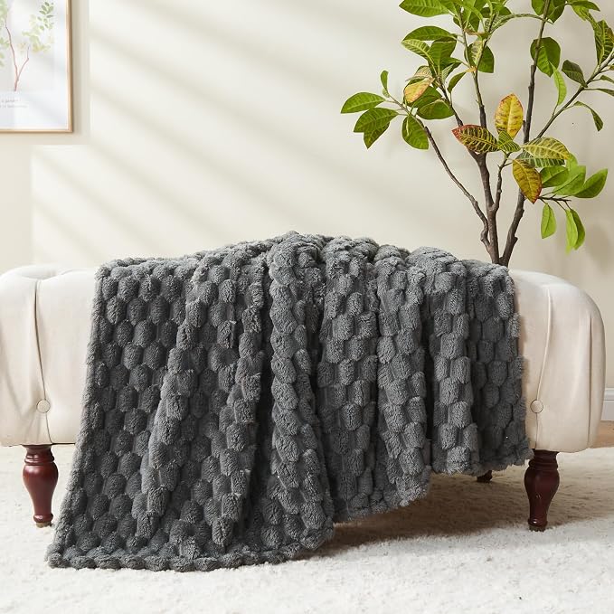 NEWCOSPLAY Super Soft Throw Blanket Grey Premium Silky Flannel Fleece 3D Clouds - Image 6