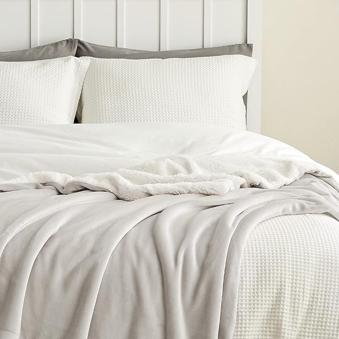 Bedsure GentleSoft Sherpa Fleece Blankets King Size - Image 4