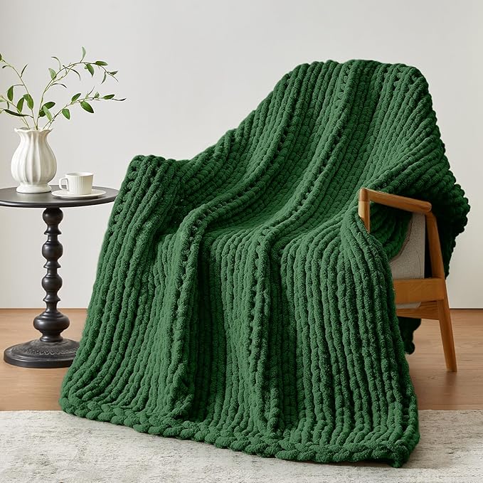 Negwoo Chunky Knit Throw Blanket, Handmade Grass Green Crochet Big Thick Blanket by Unknown