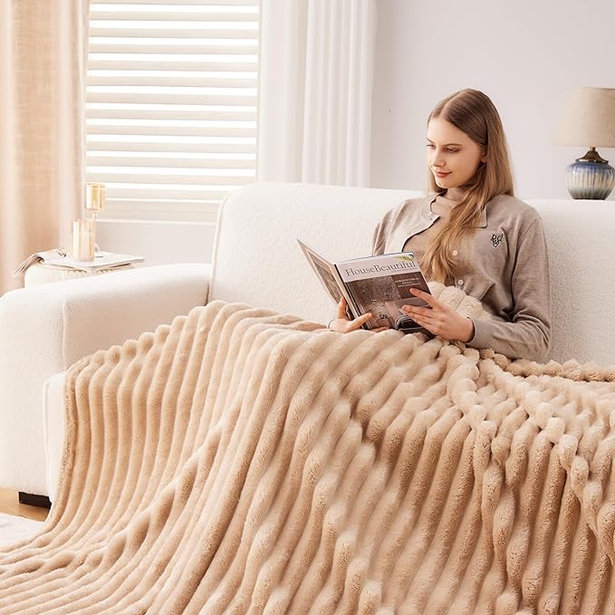 NEWCOSPLAY Super Soft Throw Blanket Brown Premium Silky Flannel Fleece 3D - Image 3