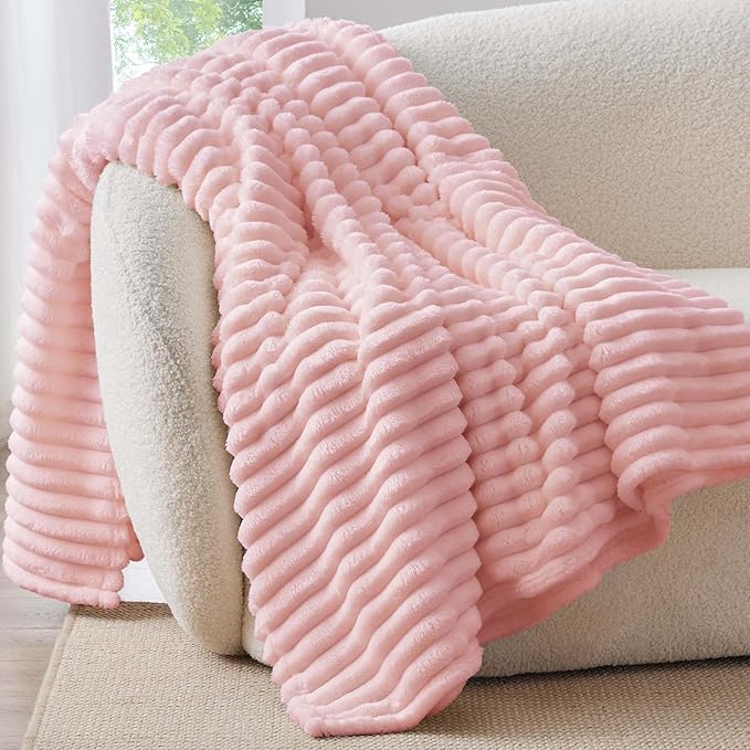 BEDELITE Fleece Pink Throw Blanket - Image 3