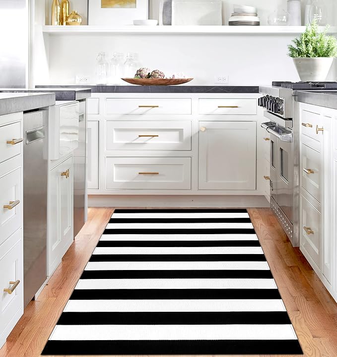 IOHOUZE Black White Striped Rug -4x6 Front Door Mats Outdoor, Washable Rug - Image 2