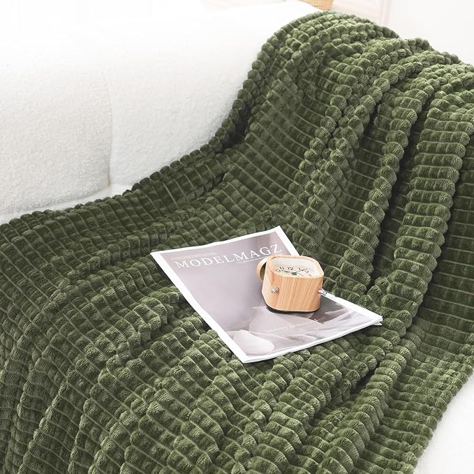 Puncuntex Flannel Fleece Throw Blanket Olive Green 50"×70", Super Soft Plush - Image 4