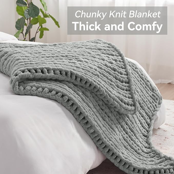 Negwoo Chunky Knit Throw Blanket, Handmade Light Grey Crochet Big Thick Blanket - Image 5