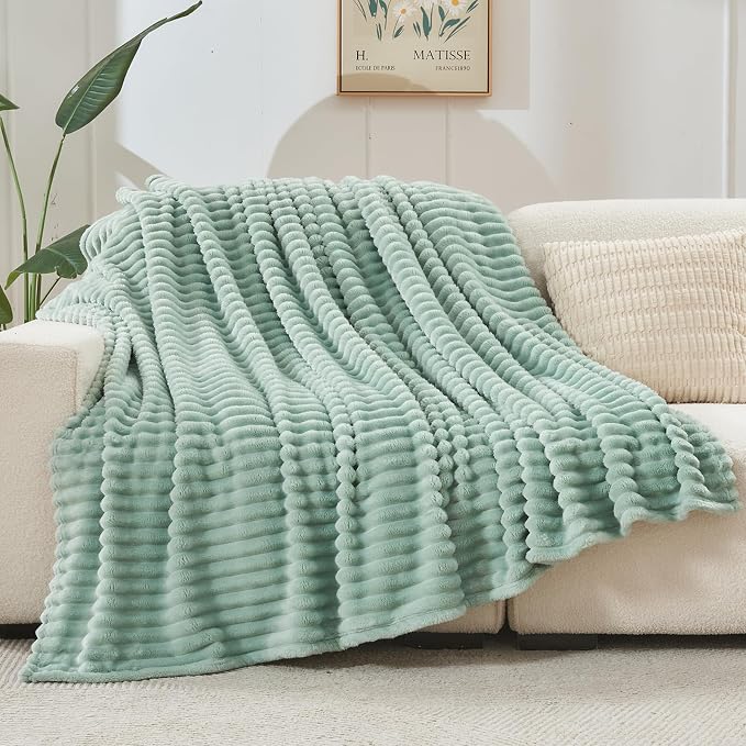 NEWCOSPLAY Super Soft Twin Blanket New Sage Green Premium Silky Flannel Fleece - Image 4