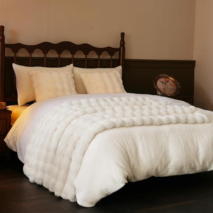 BENVWE Faux Fur Throw Blanket for Couch - Image 7